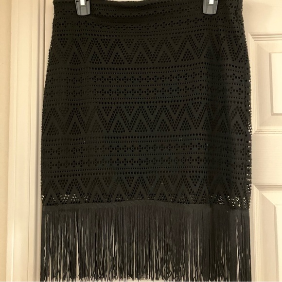 H&M Black Fringe Trim Crochet Style Knit Skirt 12 - Picture 3 of 5